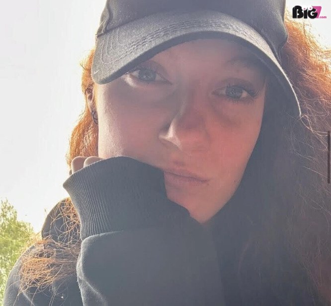 KiaraLoch19 ist ein junges und extrem versautes deutsches Cam Model