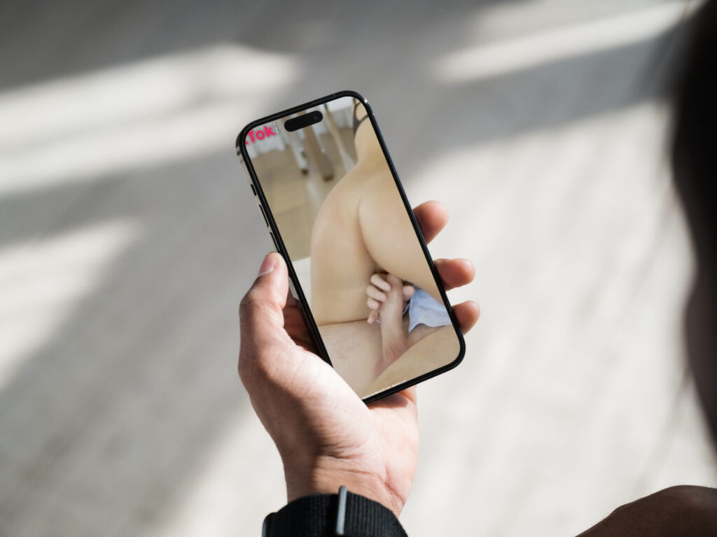 Die meisten Videos auf TikTok.porn wurden extra ins vertikale Format geschnitten